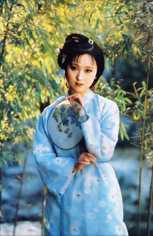 林黛玉是男是女(林黛玉是男是女?)