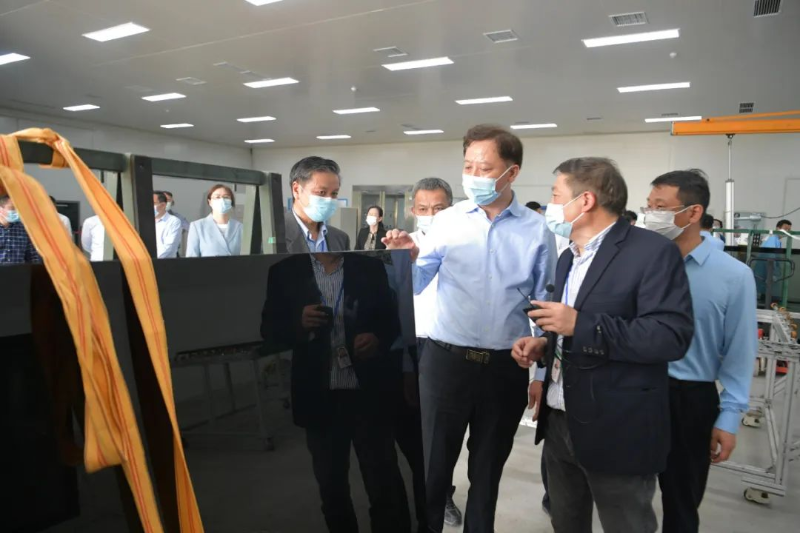 龙灿(龙烟呈祥1902细支多少钱一包)