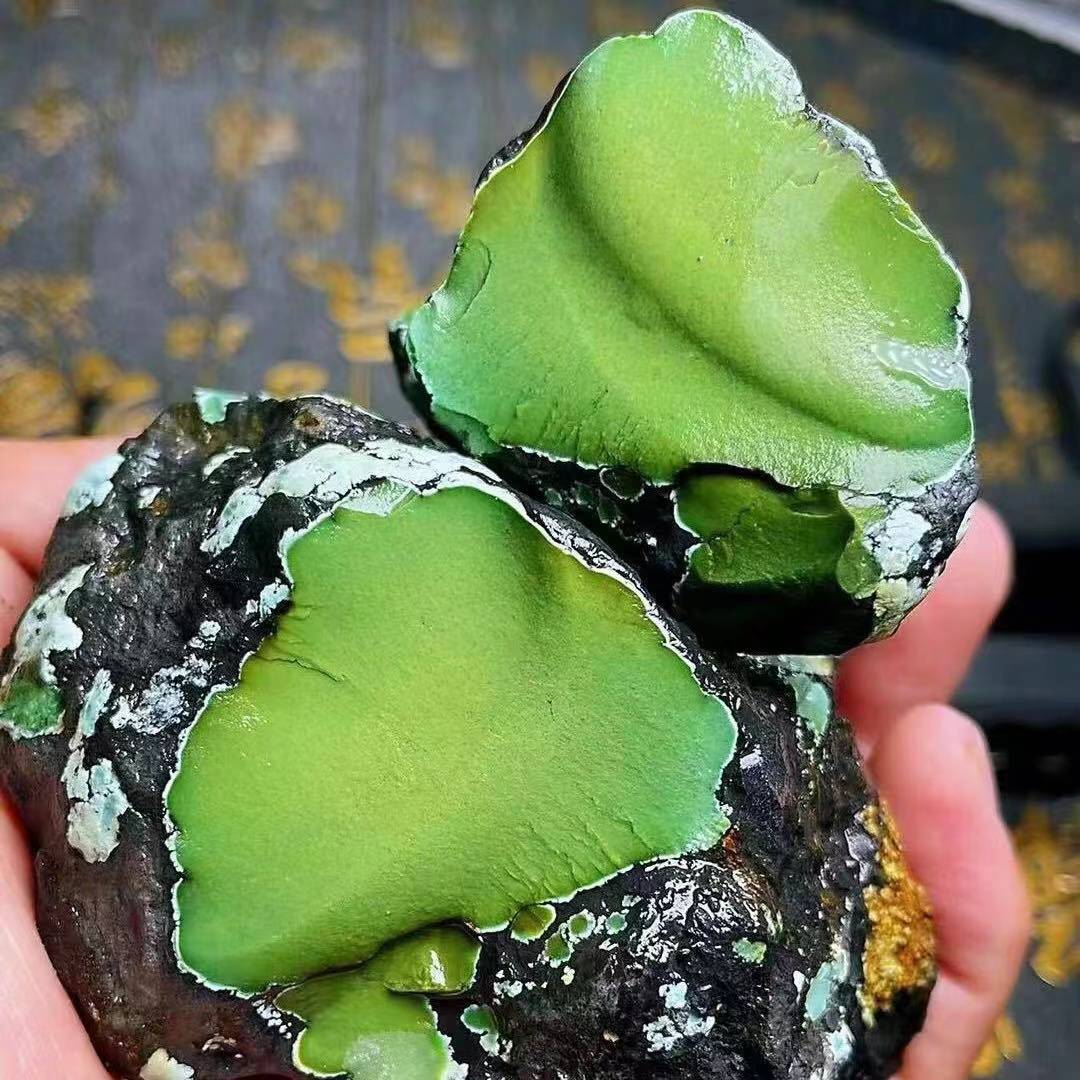 绿松石吸水(绿松石吸水很快是真的吗)